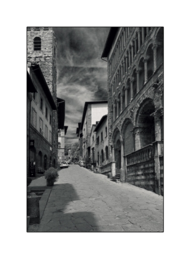 Schwarzweißfotografie, Arezzo, Foto, Bilder, Toskana, Urlaub, Stadt, Architekturfotografie, Italien