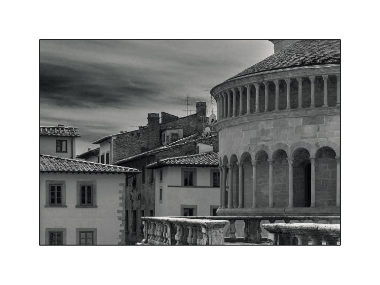 Schwarzweißfotografie, Arezzo, Foto, Bilder, Toskana, Urlaub, Stadt, Architekturfotografie, Italien